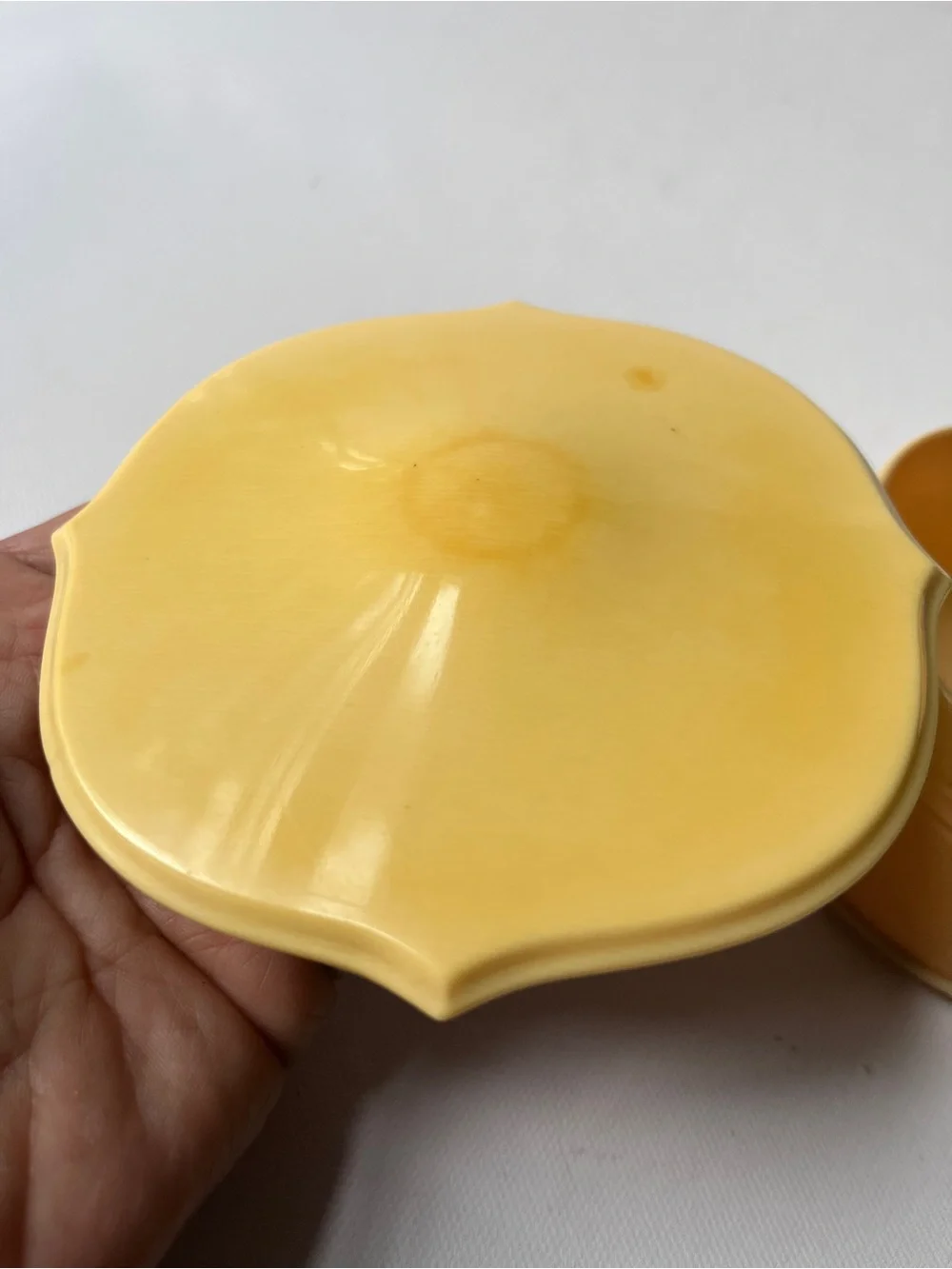 Vintage Scalloped Lid Vanity Celluloid Powder Box Jar 1920's